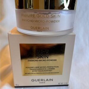 Guerlain Diamond Micro-Perfection Powder Light 02